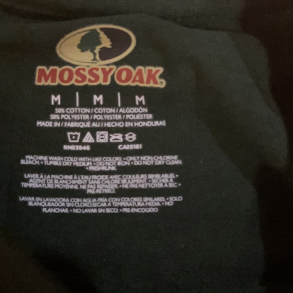 New with tags men’s Mossy oak tshirt - Picture 2 of 3